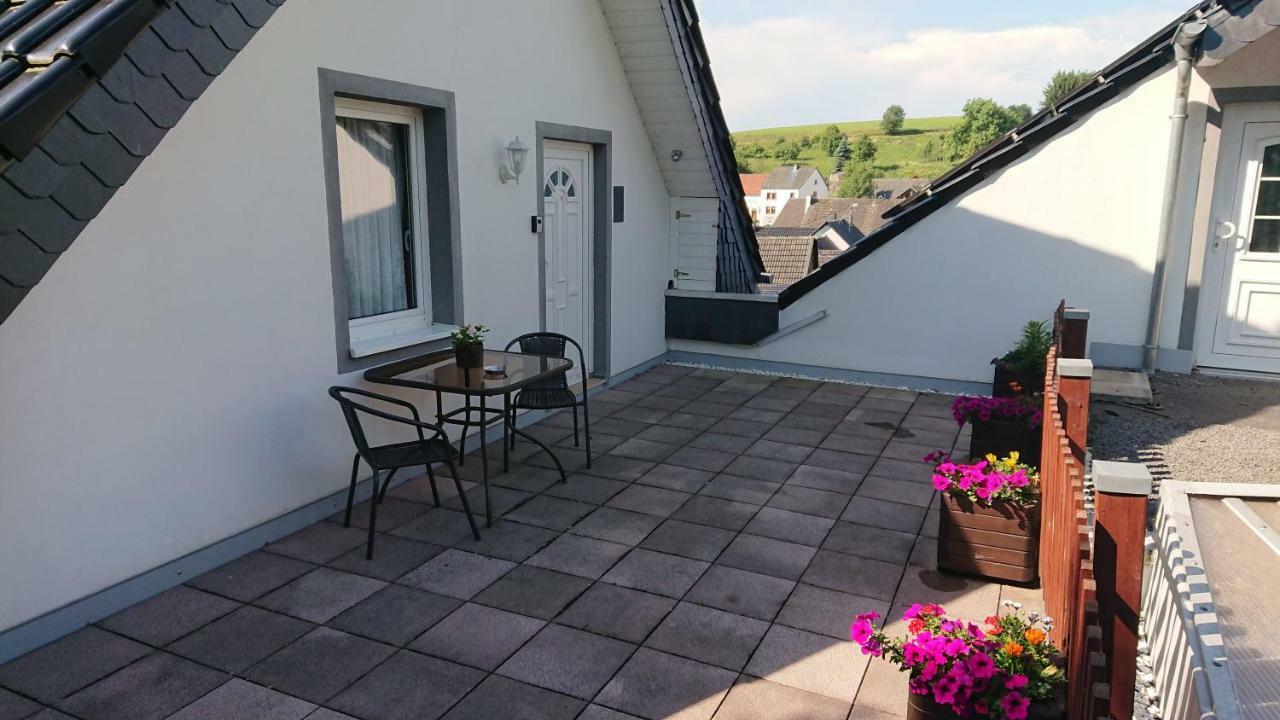 Gaestehaus Ballmann Rockeskyll ภายนอก รูปภาพ